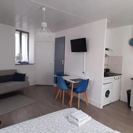 Apartment Renove Avec Balcon *