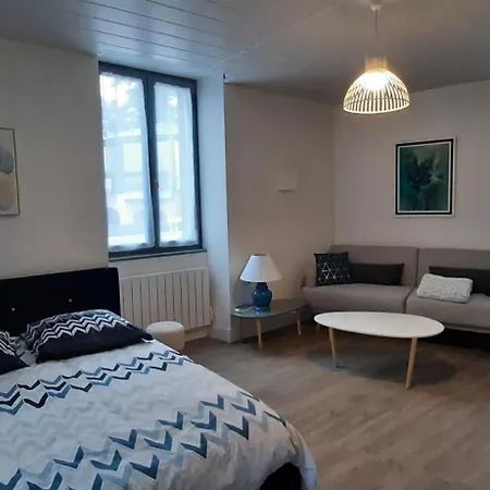 Renove Avec Balcon Apartment Aix-les-Bains