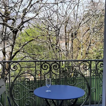 Apartment Renove Avec Balcon Aix-les-Bains